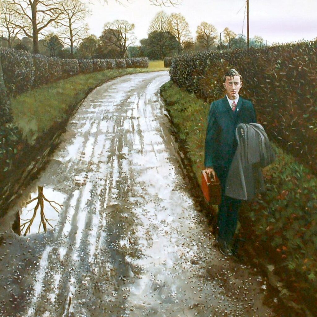 après la pluie. Martin Gale (Irish, 1949), Beginning of Darkness. alt : un homme marche sur le bord d'une route de campagne détrempée, une valise à la main et son imperméable sur le bras